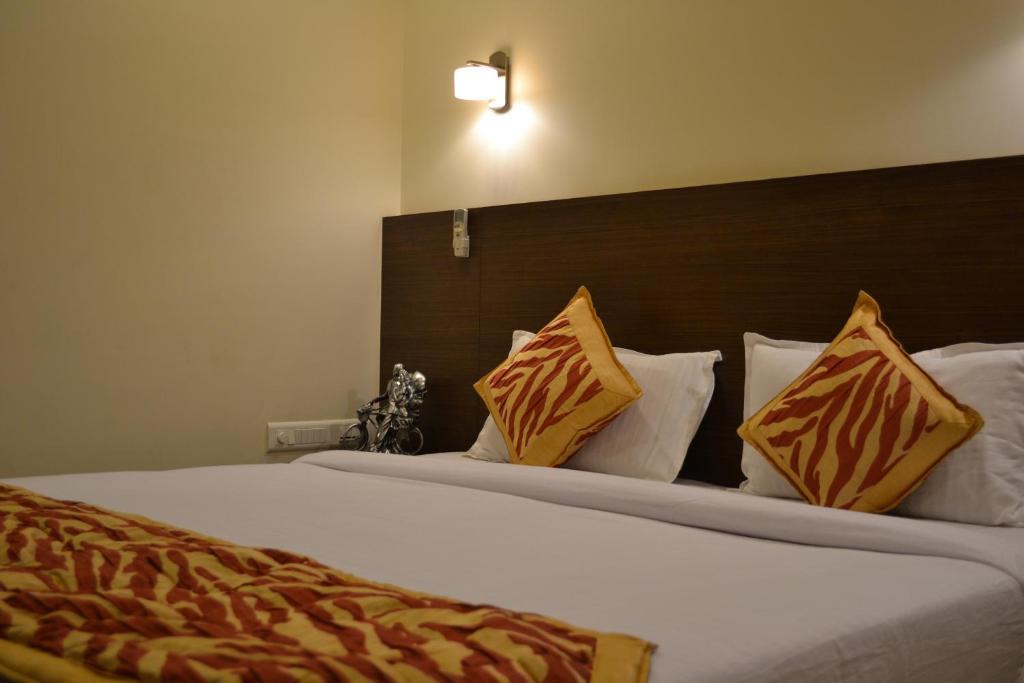 Hotel Adi Nagpur Bilik gambar