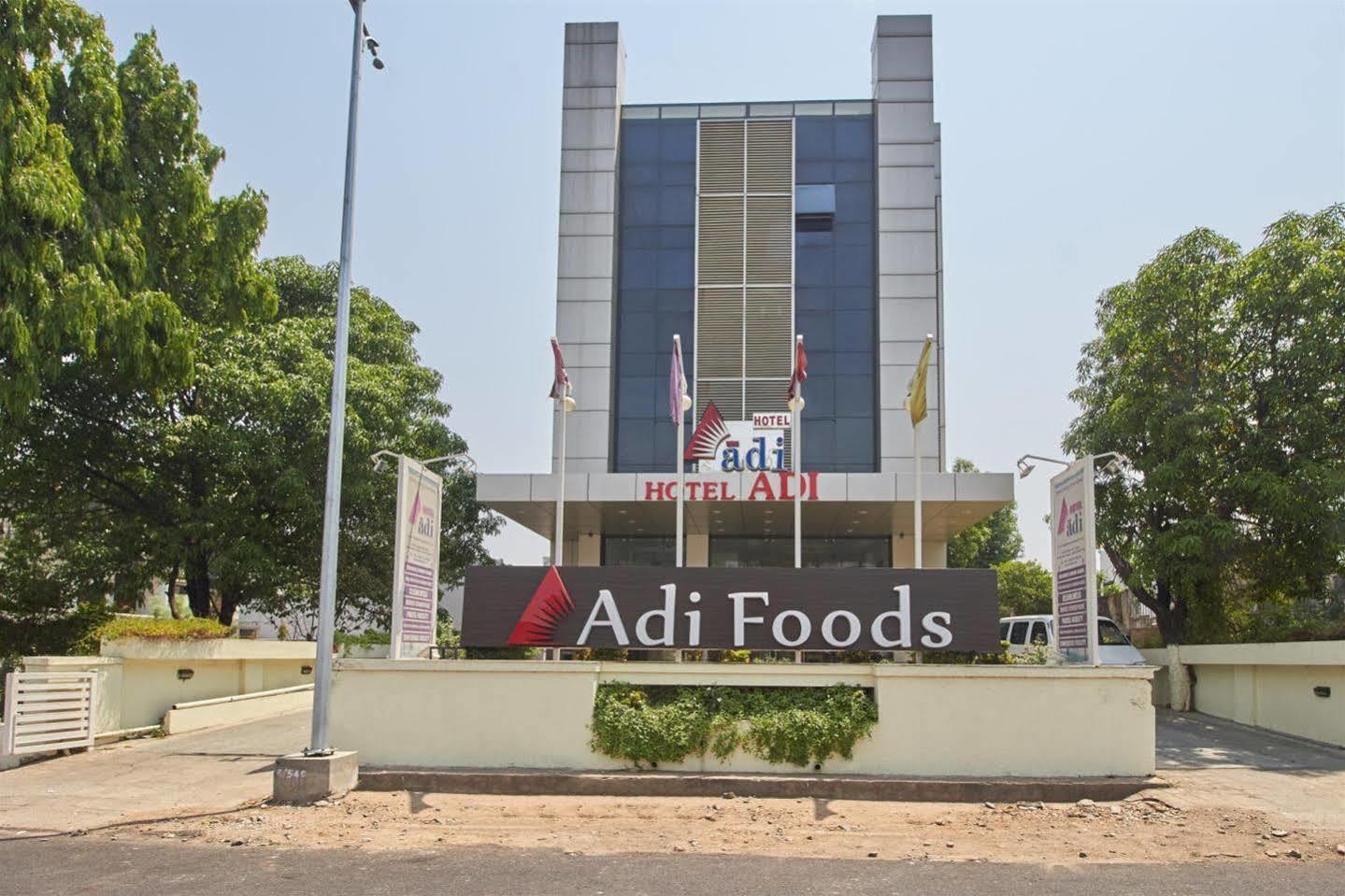 Hotel Adi Nagpur Luaran gambar